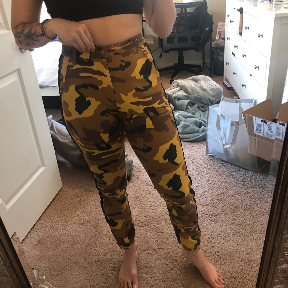 Camo pants!